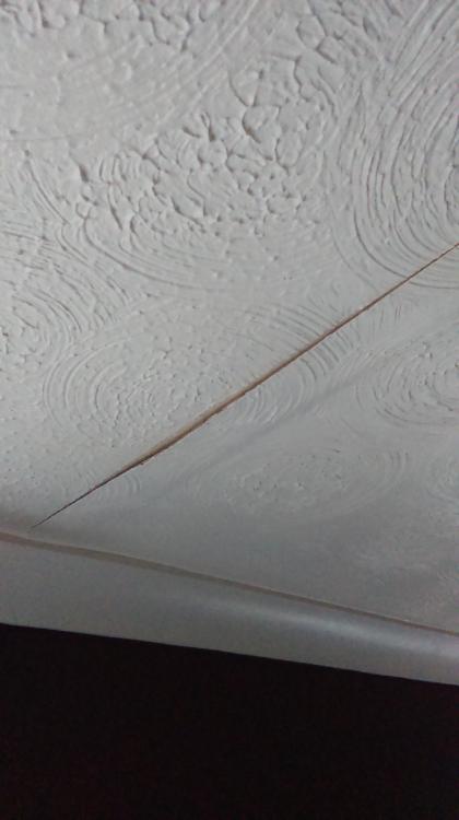 Advice On Correcting Plasterboard Seams Covered With Artex