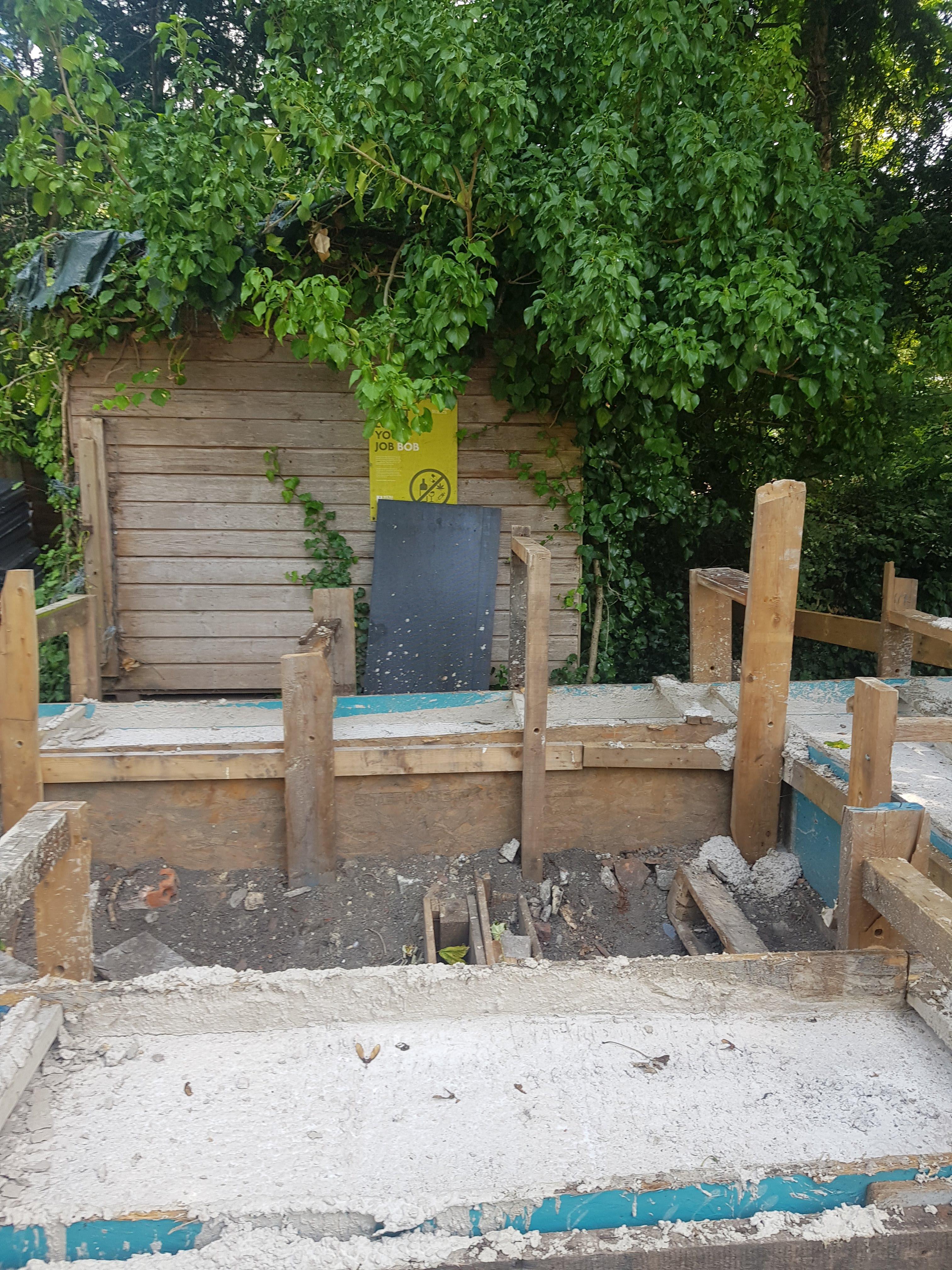 Pooring concrete . Above Ground Ringbeam . Shuttering Burst . Concrete Explodes .