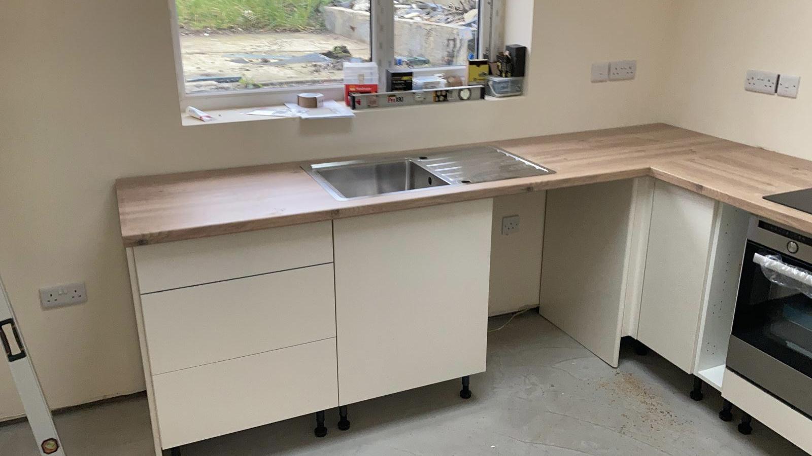 Kitchen Worktop Upstands General Construction Issues BuildHub Org Uk   5b71c577 De0e 4940 9978 E1bf8b536fc1 .f04682f000cc10c2cdf2cbcb66c21f1b 