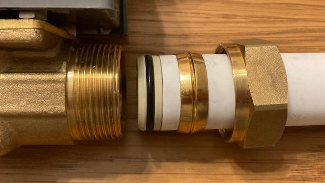 Compression fitting on plastic pipe - General Plumbing - BuildHub.org.uk