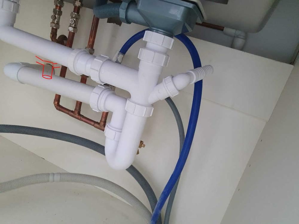 Kitchen sink waste pipes with T double nozzle.jpg