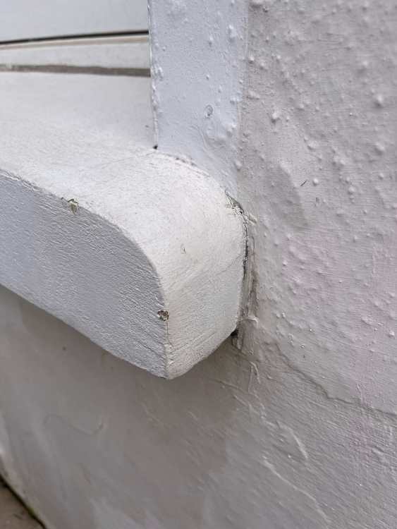 Outside R Sill.jpg
