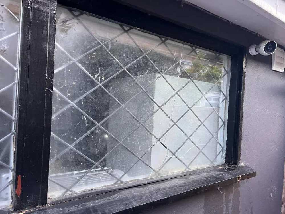advice-on-replacing-very-old-windows-v0-37wnyifr63ef1.jpg