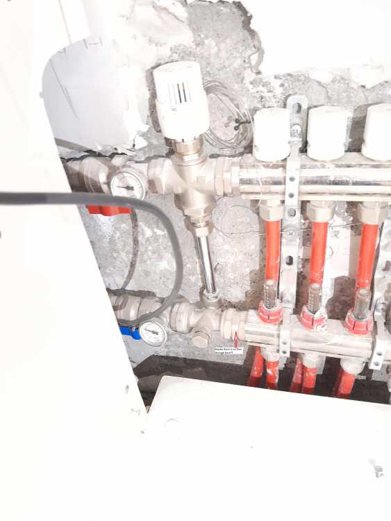 Ivar UFH Manifold 1 rev1.jpg