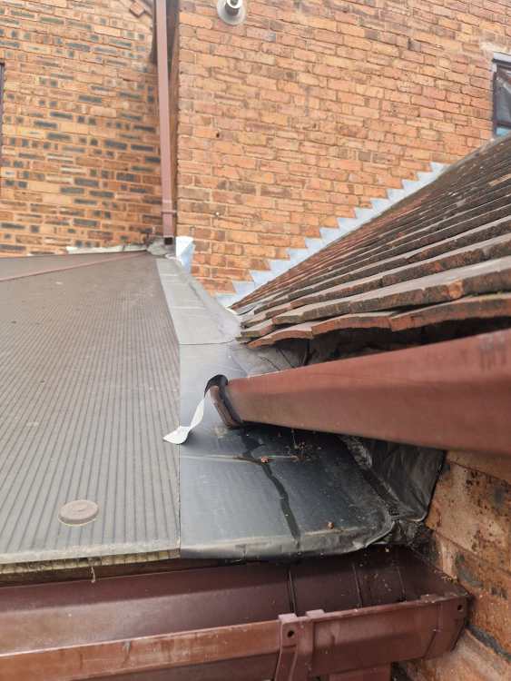 cons roof 3.jpg