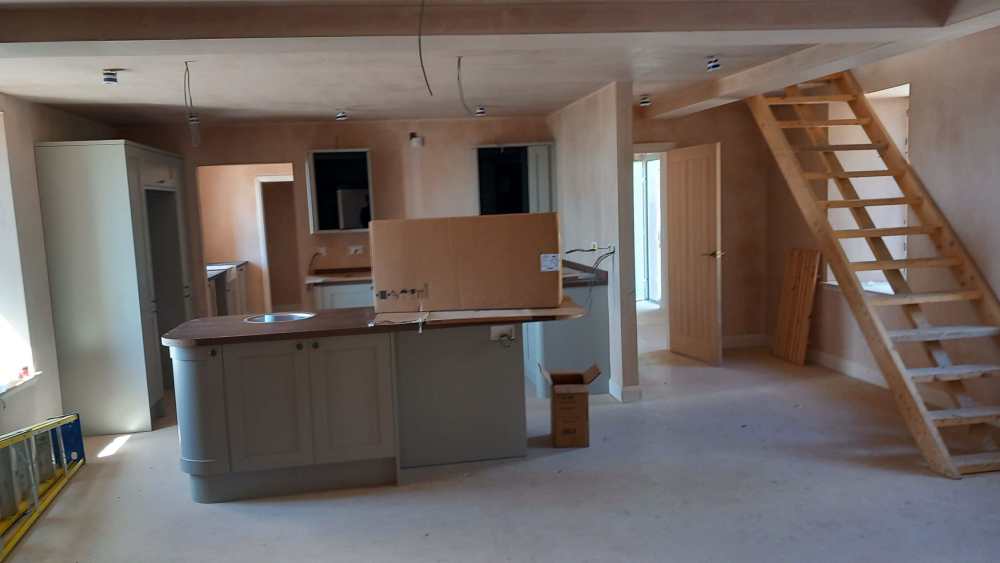 kitchen dining area.jpg